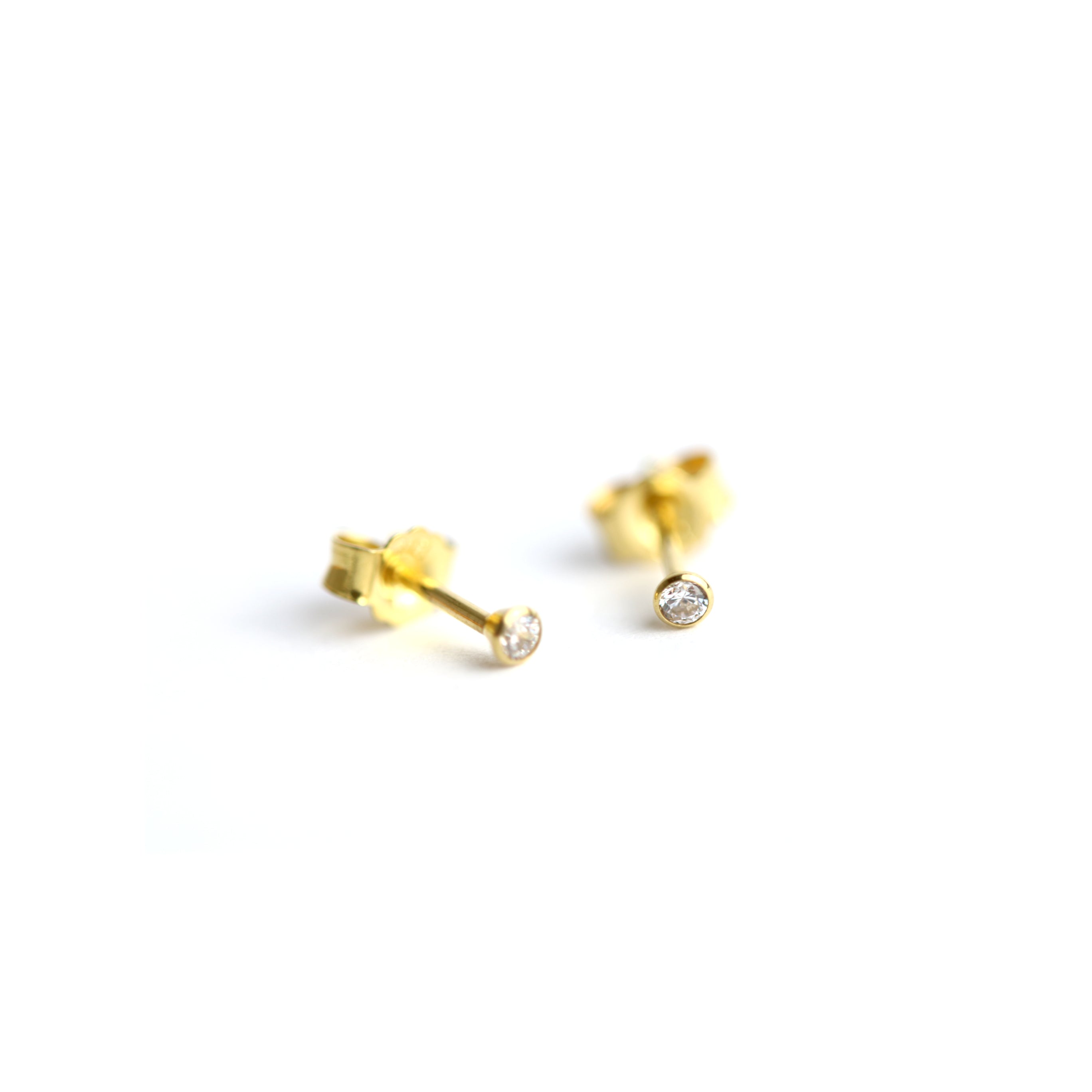 Ohrstecker ,,Mini'' in Gold mit Zirkonia